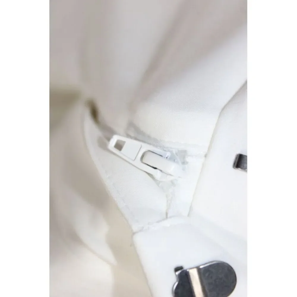 Alice + Olivia Unisex White Shorts Size 8